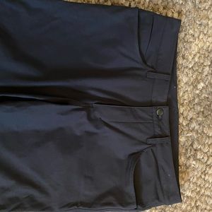 Lululemon black zippered pocket pants. Never worn W34 like classic fit trouser